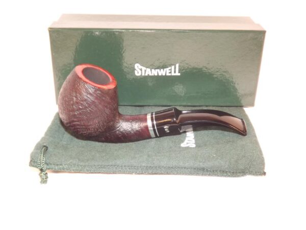 Stanwell pipa Trio 232 Black Sand - Image 7