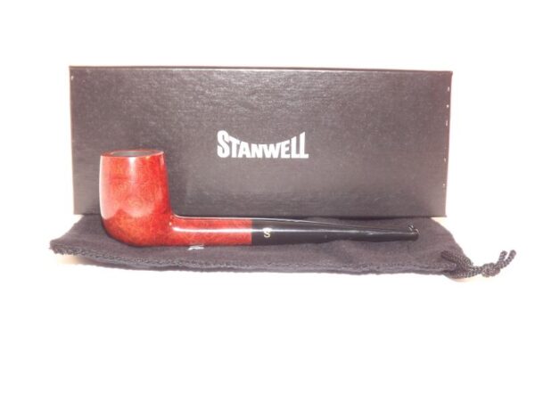 Stanwell pipa Featherweight 107 Brown Polish - Image 7